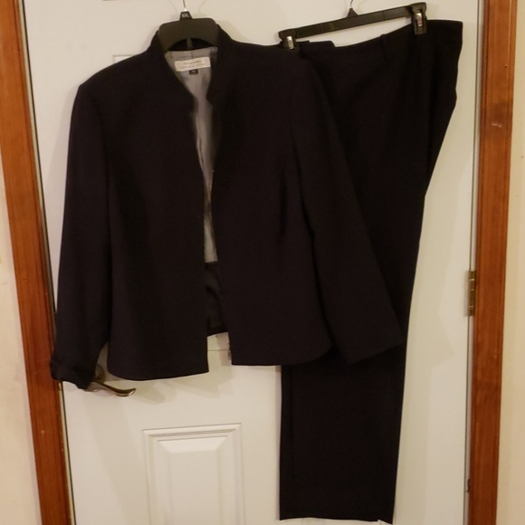 Jacket - Picture 3 of 4